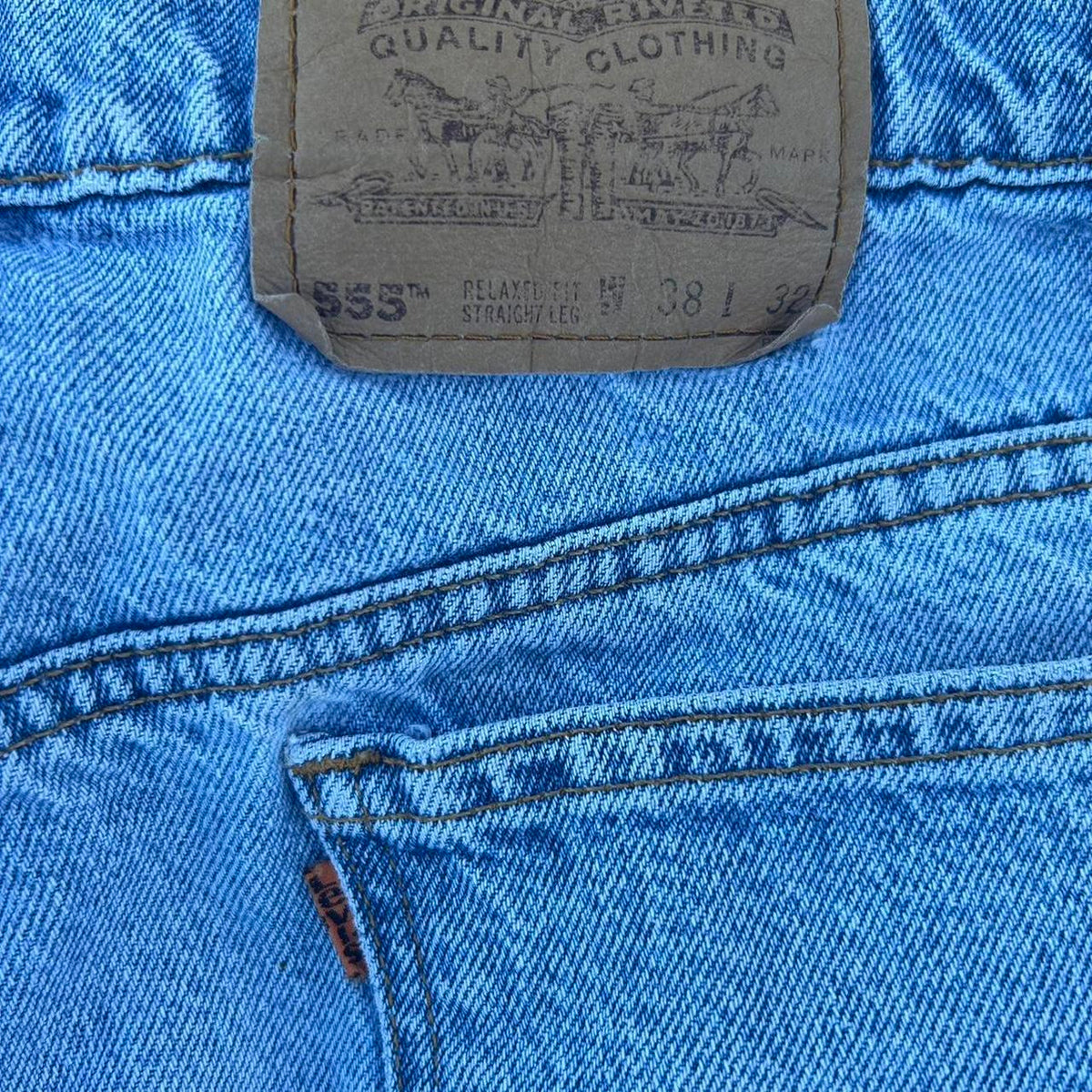 Baggy 90s Orange Tab Levi's photo 2