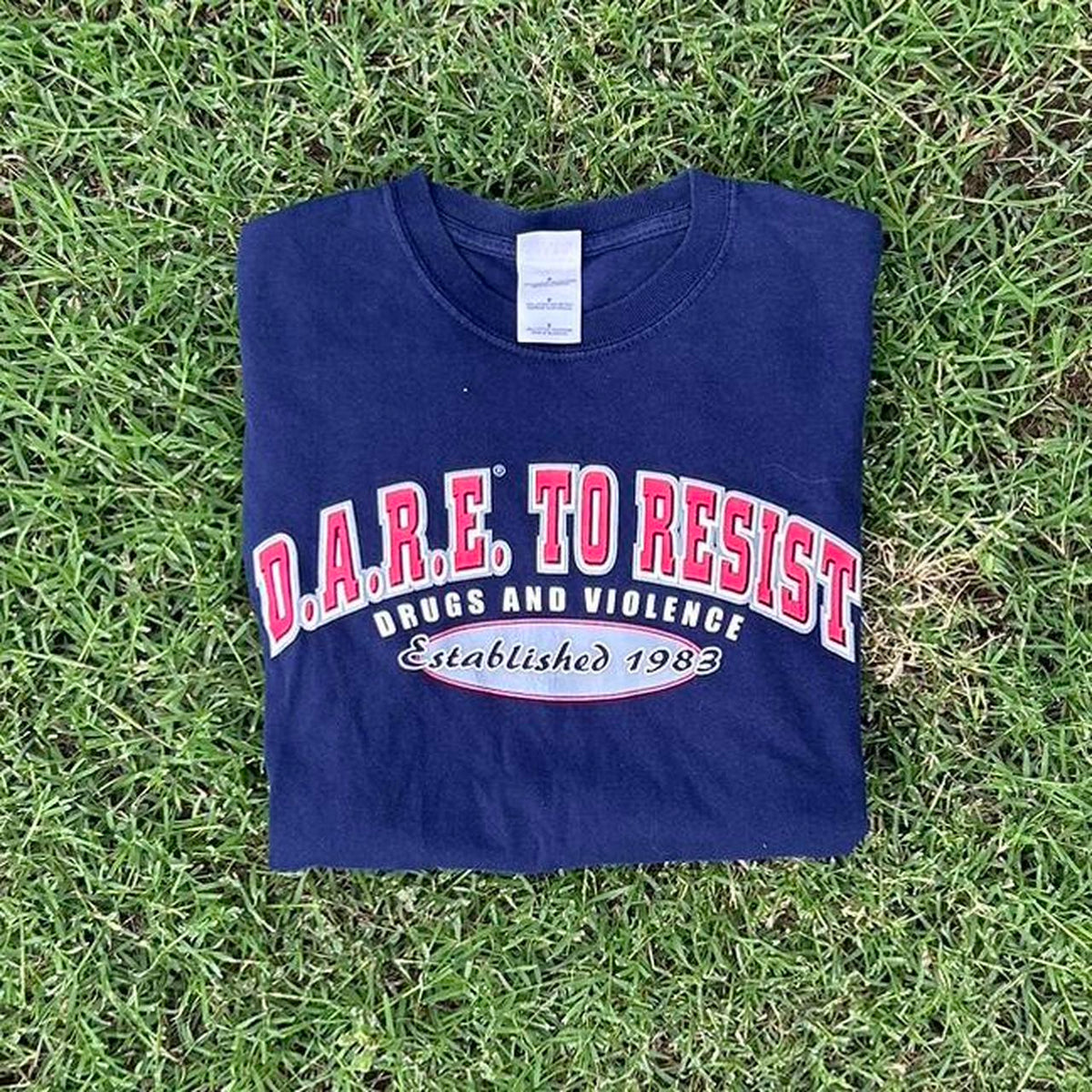 Vintage D.A.R.E. to Resist Drugs Tee photo 1