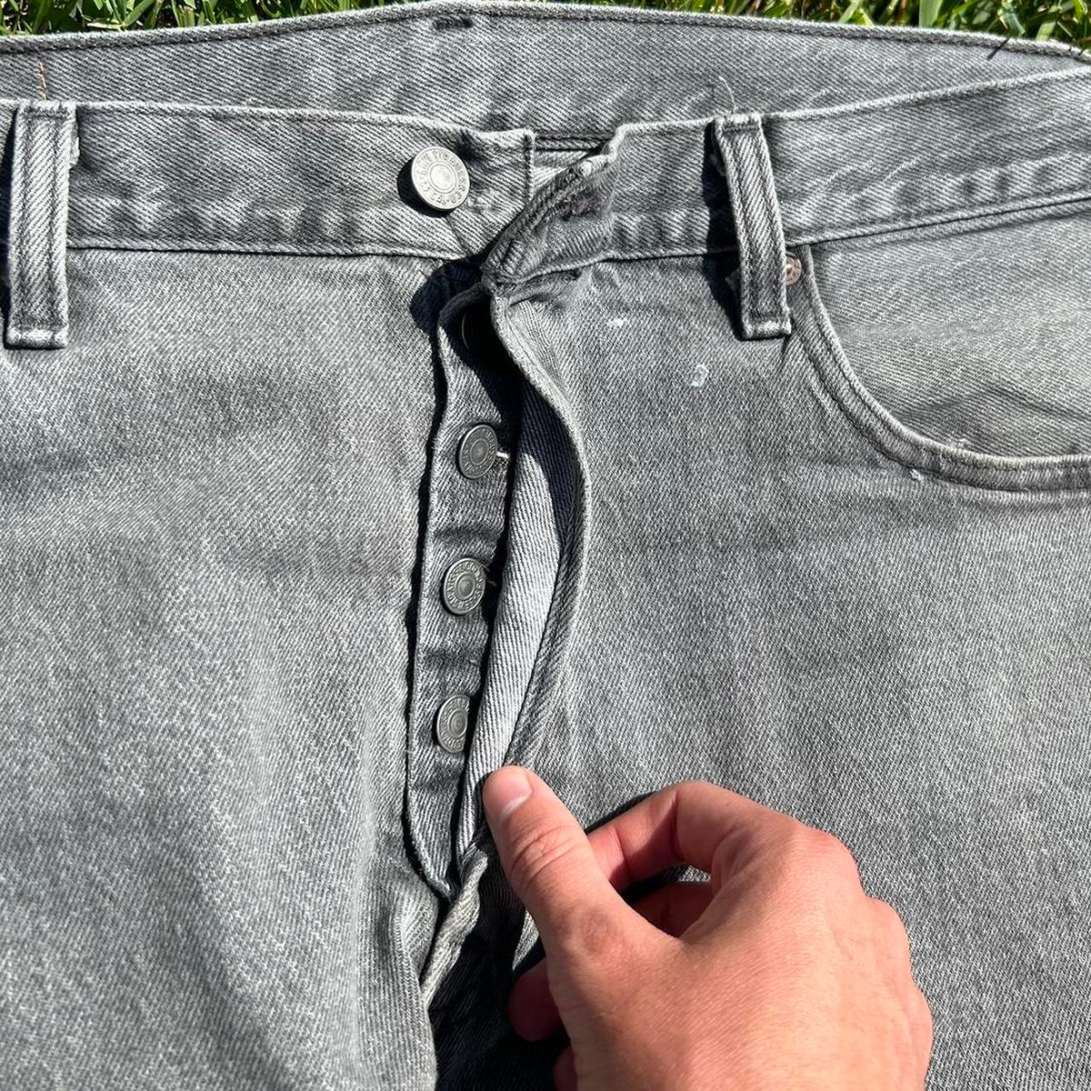 Women's Grey Levi's 501 Jeans photo 2