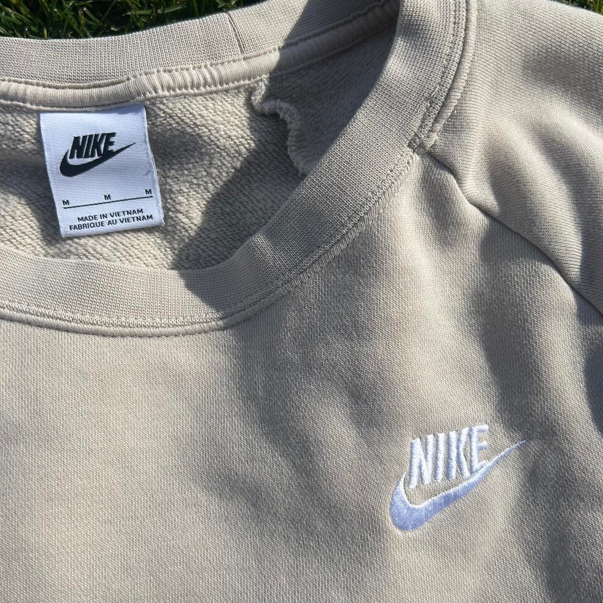 Boxy Nike Crewneck (sold)