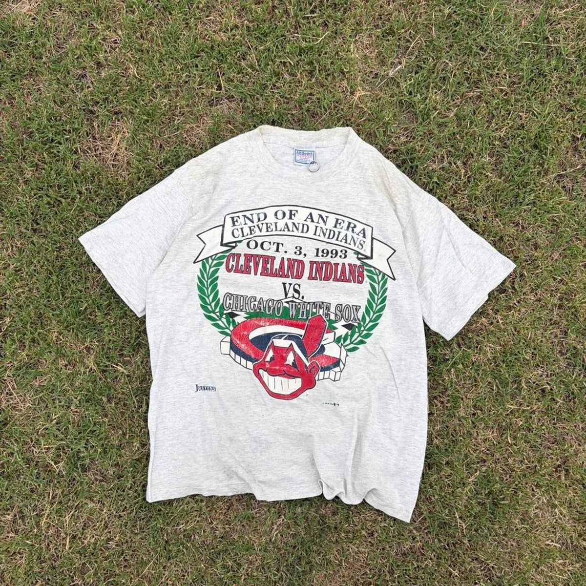 Vintage 1993 Cleveland Indians vs Chicago White Sox End of an Era Tee, Size L