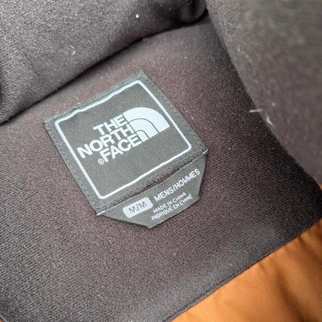 The North Face 700 Puffer Jacket, Size M, view 4